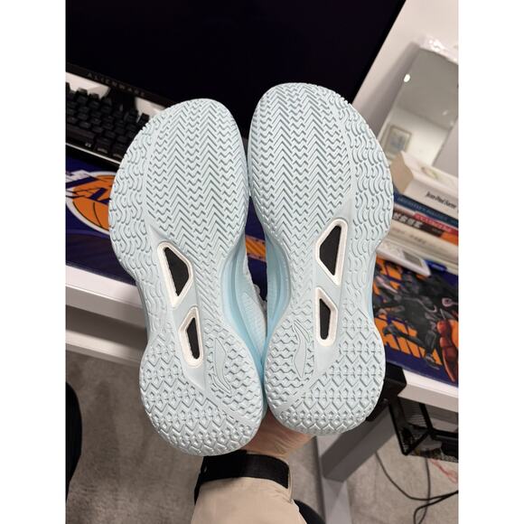 Li-Ning LiRen 5V2 \